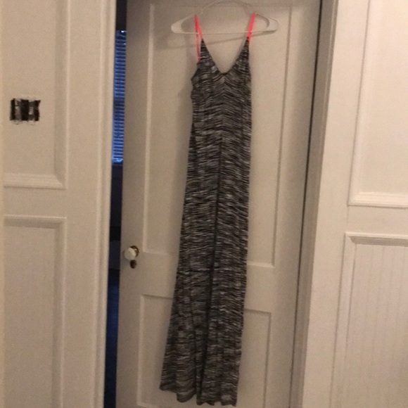 Eight Sixty black and white stripe maxi dress! - Picture 2 of 4